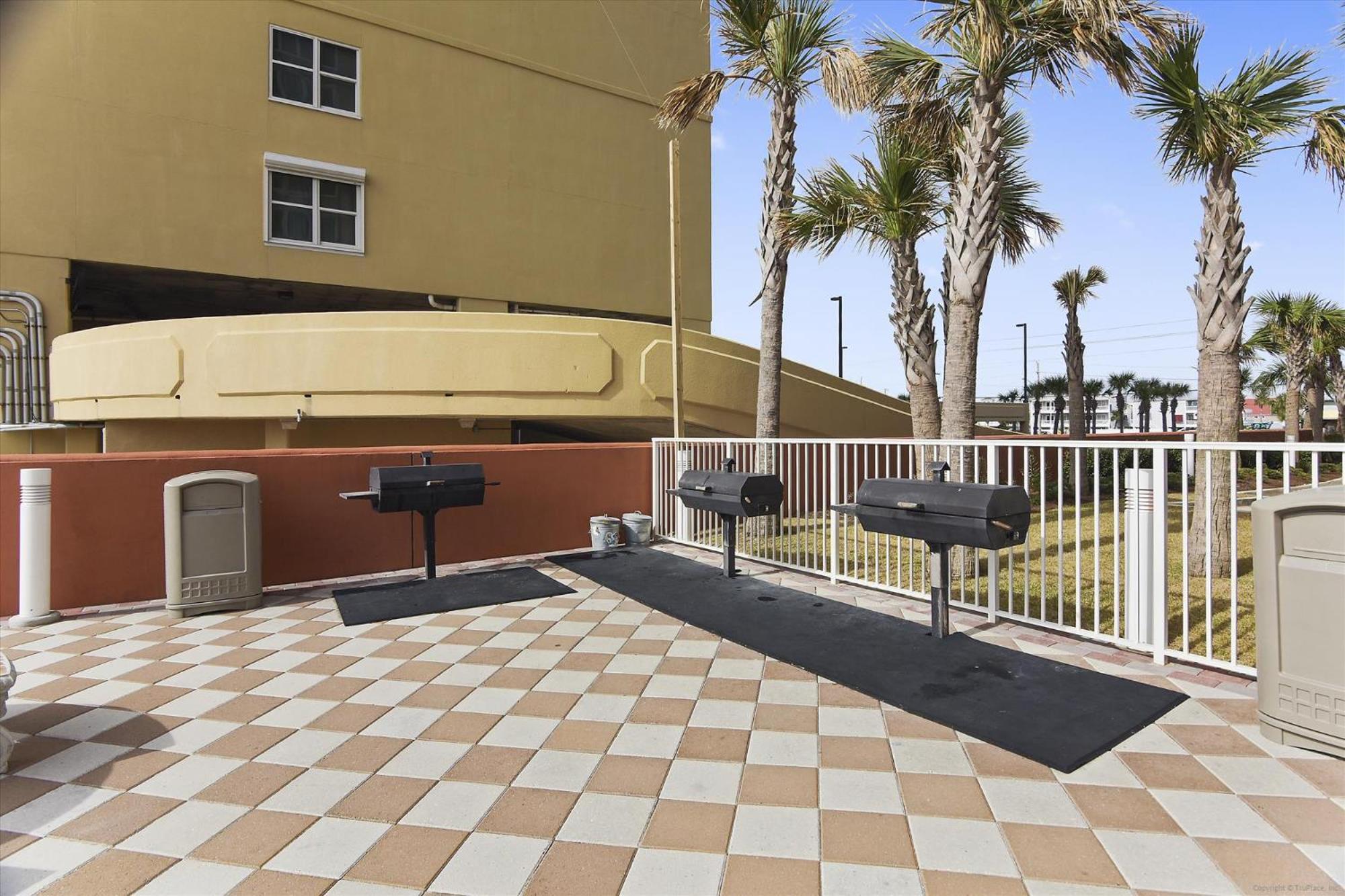 Phoenix Gulf Shores Unit 1702 Exterior photo