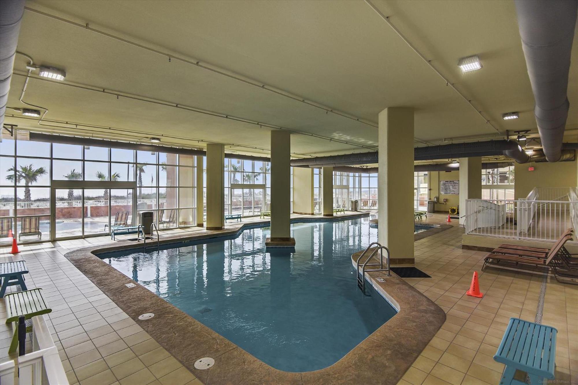 Phoenix Gulf Shores Unit 1702 Exterior photo